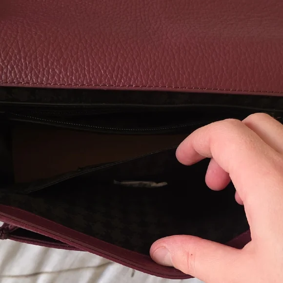 Karl Lagerfeld Plum Shoulder Bag with Gold Chain - Picture 9 of 16